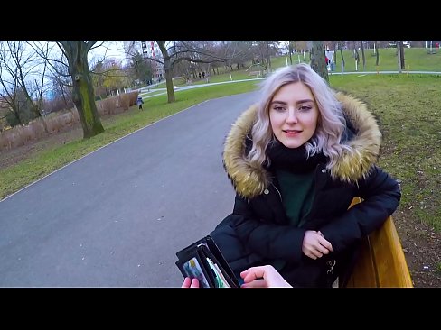 ❤️ Sväljer en främlings het sperma för pengar - avsugning i parken av Eva Elfie ❤️❌ Porno at us ﹏